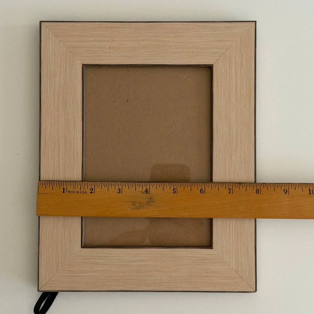 Vintage Picture Frame‎ Wood 5x7 Tan Old World French Cottagecore